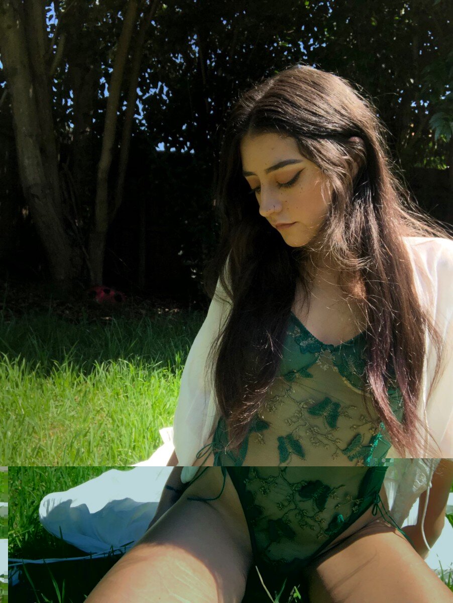 Bellababe95 (@bella_babe95), OnlyFans creator