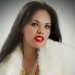 Bellaairosa (@bellaairosa), OnlyFans creator