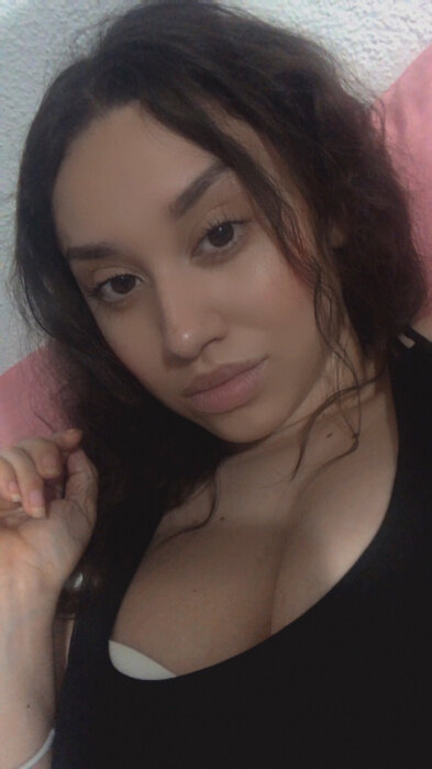 Bellababyy01 (@bellababyy01), OnlyFans creator