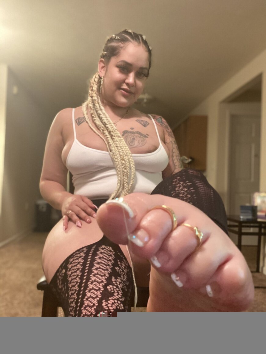 Bellabellaof (@bellabellaof), OnlyFans creator