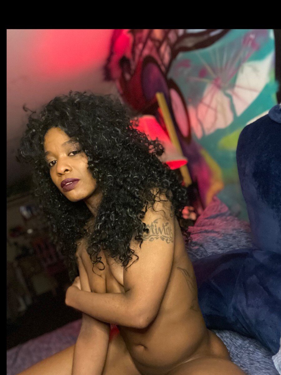Bellabold (@bellabold), OnlyFans creator