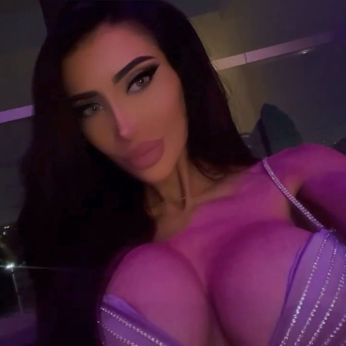Bellacandela (@bellacandela), OnlyFans creator