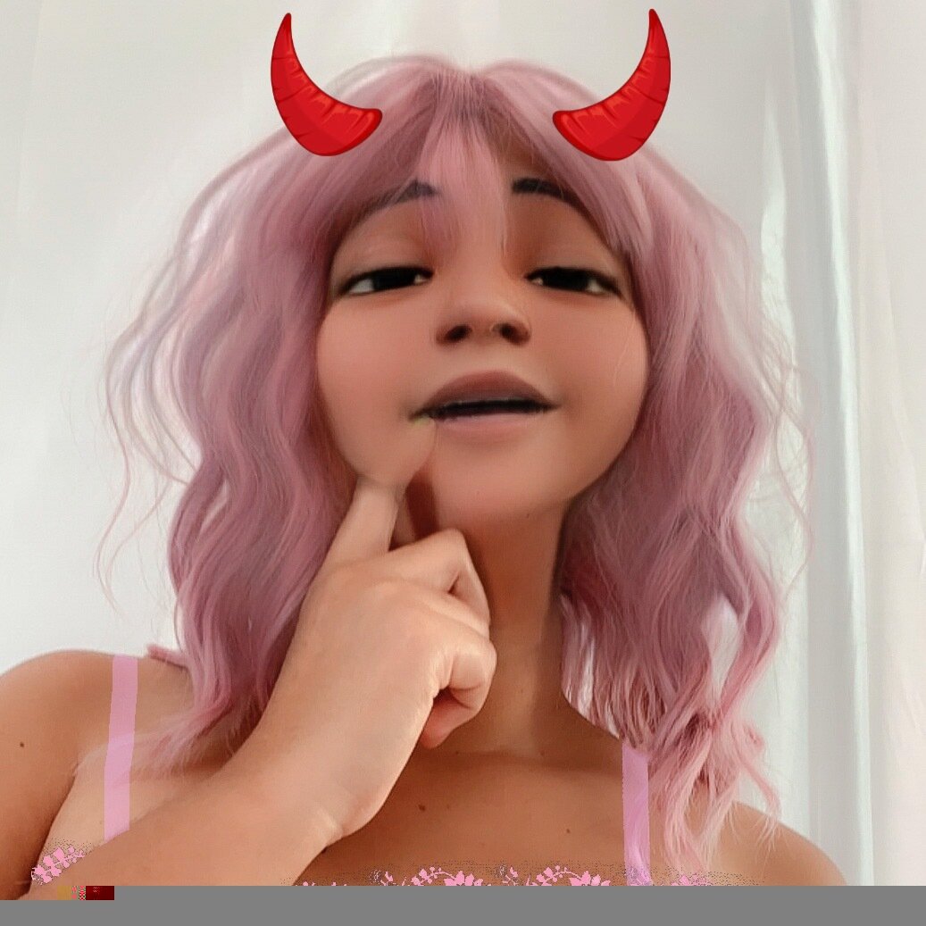 Belladiablafree (@belladiablafree), OnlyFans creator