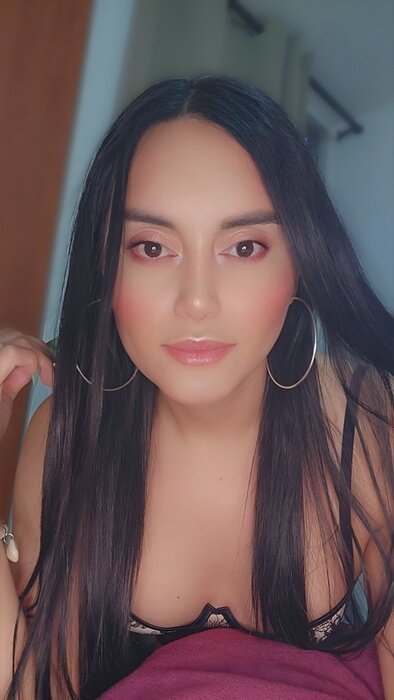 Bellafrostvip (@bellafrostvip), OnlyFans creator