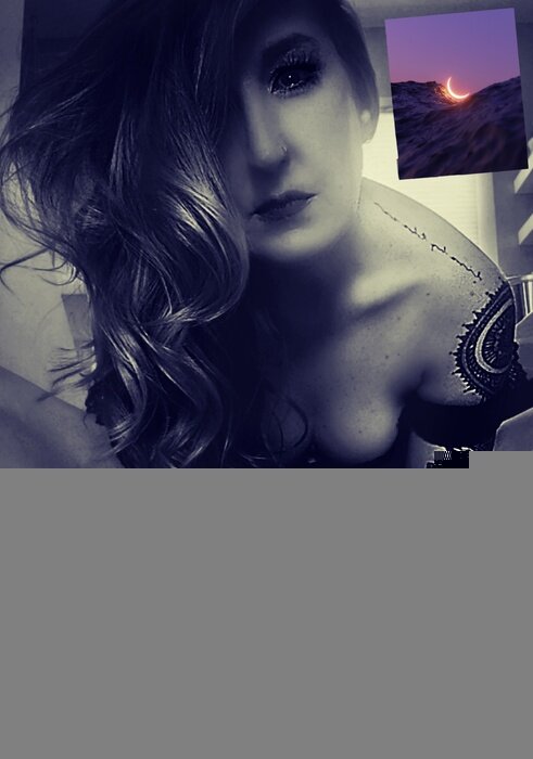 Bella (@bellanyxmoxyxx), OnlyFans creator