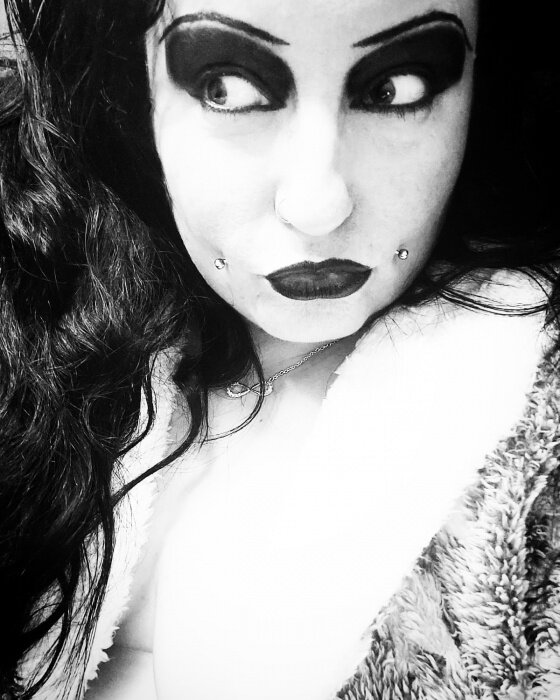 Bellatrixfoofoo (@bellatrixfoofoo), OnlyFans creator