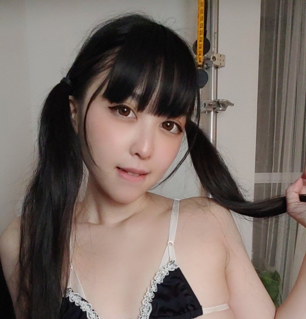 Bellaxbunbun (@bellaxbunbun), OnlyFans creator