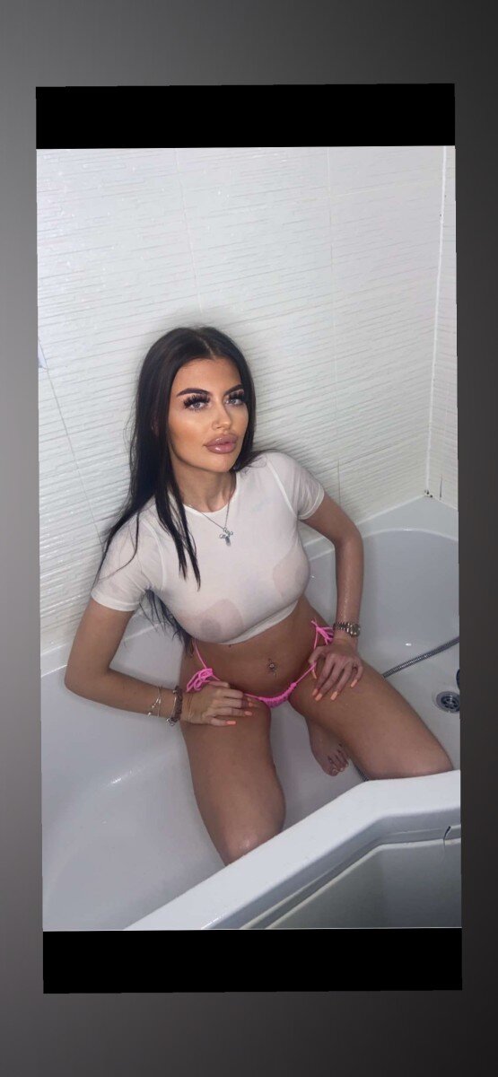 Bellex (@belle.x), OnlyFans creator