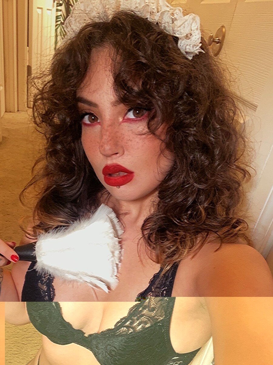 Belleamelie (@belle_amelie), OnlyFans creator