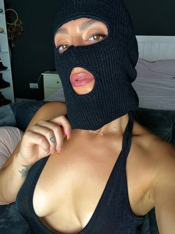 Bellefleur14 (@bellefleur_14), OnlyFans creator