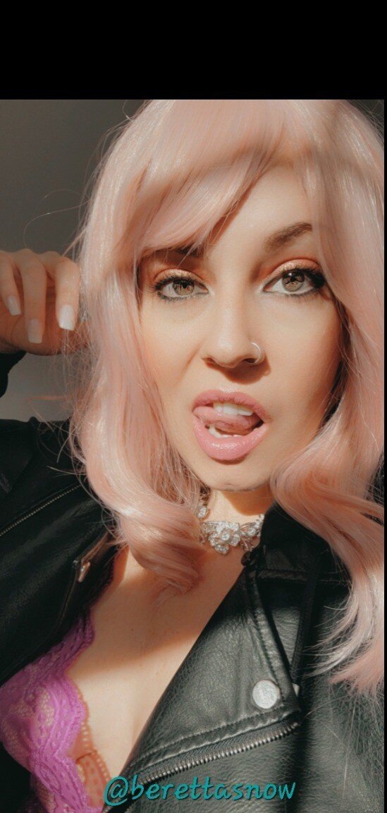 Berettasnow (@berettasnow), OnlyFans creator