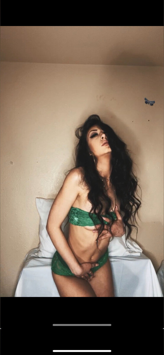 Bernadetteboo (@bernadette_boo), OnlyFans creator