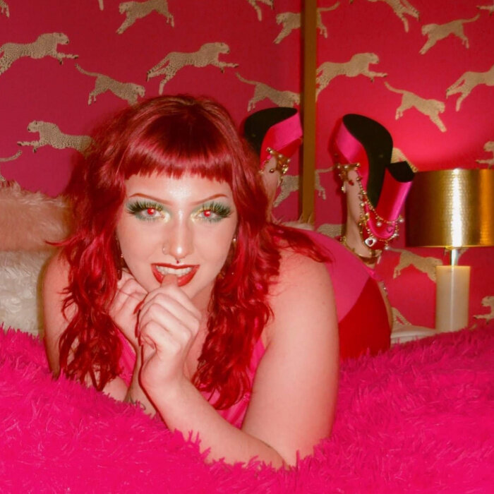 Besosviolante (@besosviolante), OnlyFans creator