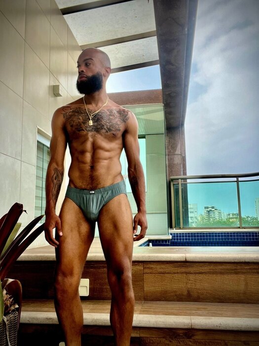 Bestofboth813 (@bestofboth813), OnlyFans creator