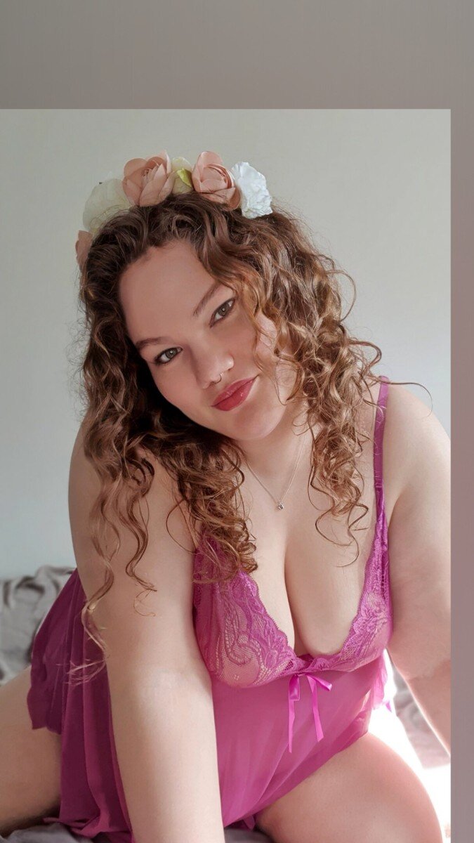Beth (@bethany_bunny), OnlyFans creator