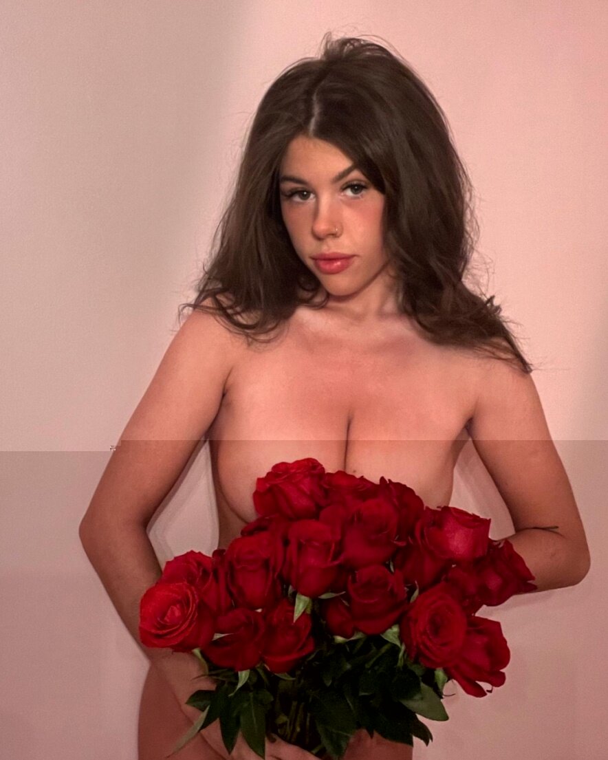 Bethanyjade01 (@bethanyjade01), OnlyFans creator