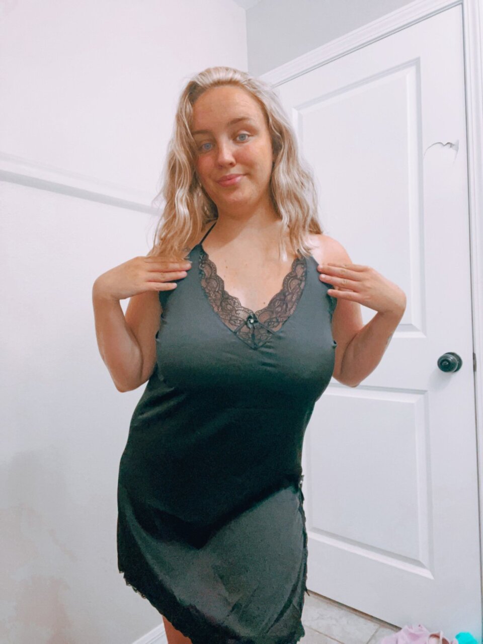 Bethbeachbabe20 (@bethbeachbabe20), OnlyFans creator