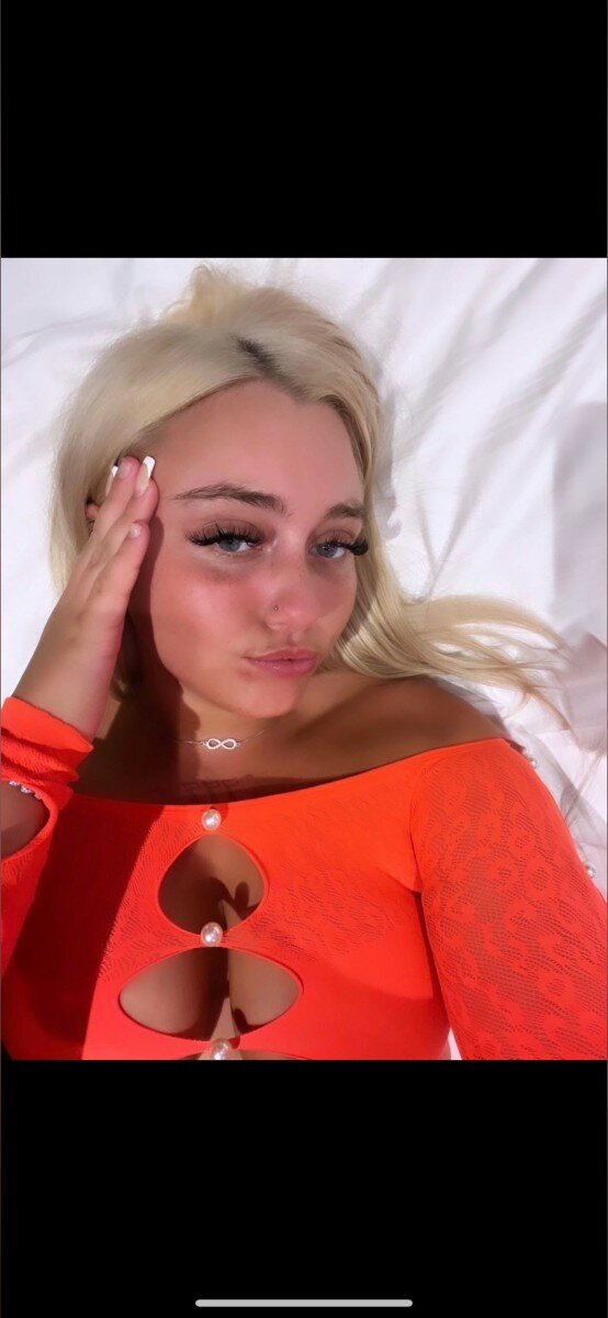Bethjane02 (@bethjane02), OnlyFans creator