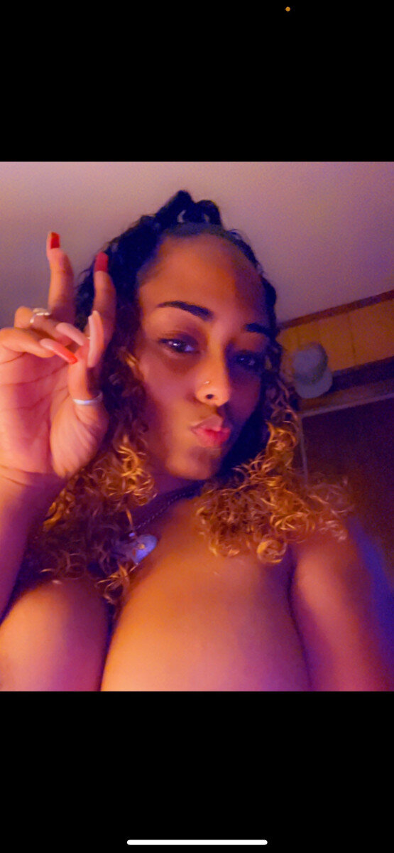 Bettysplayhouse (@bettysplayhouse), OnlyFans creator