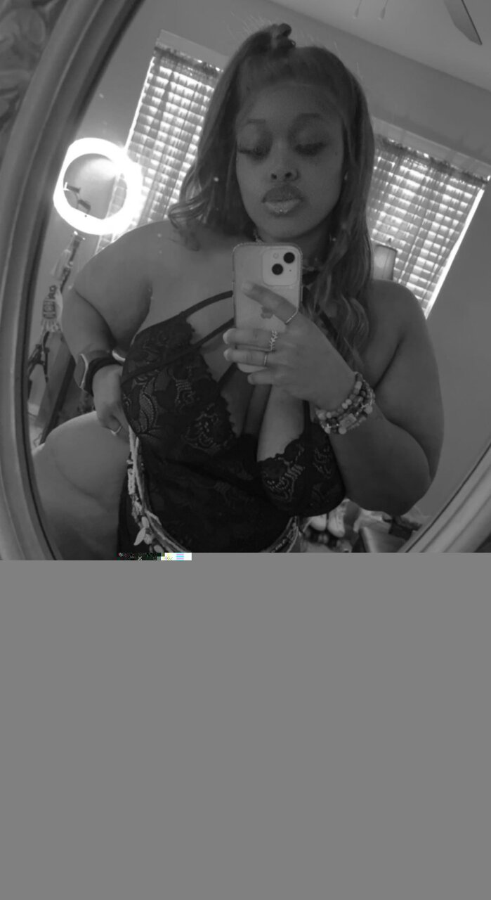 Beyoutifullieflawed (@beyoutifullieflawed), OnlyFans creator