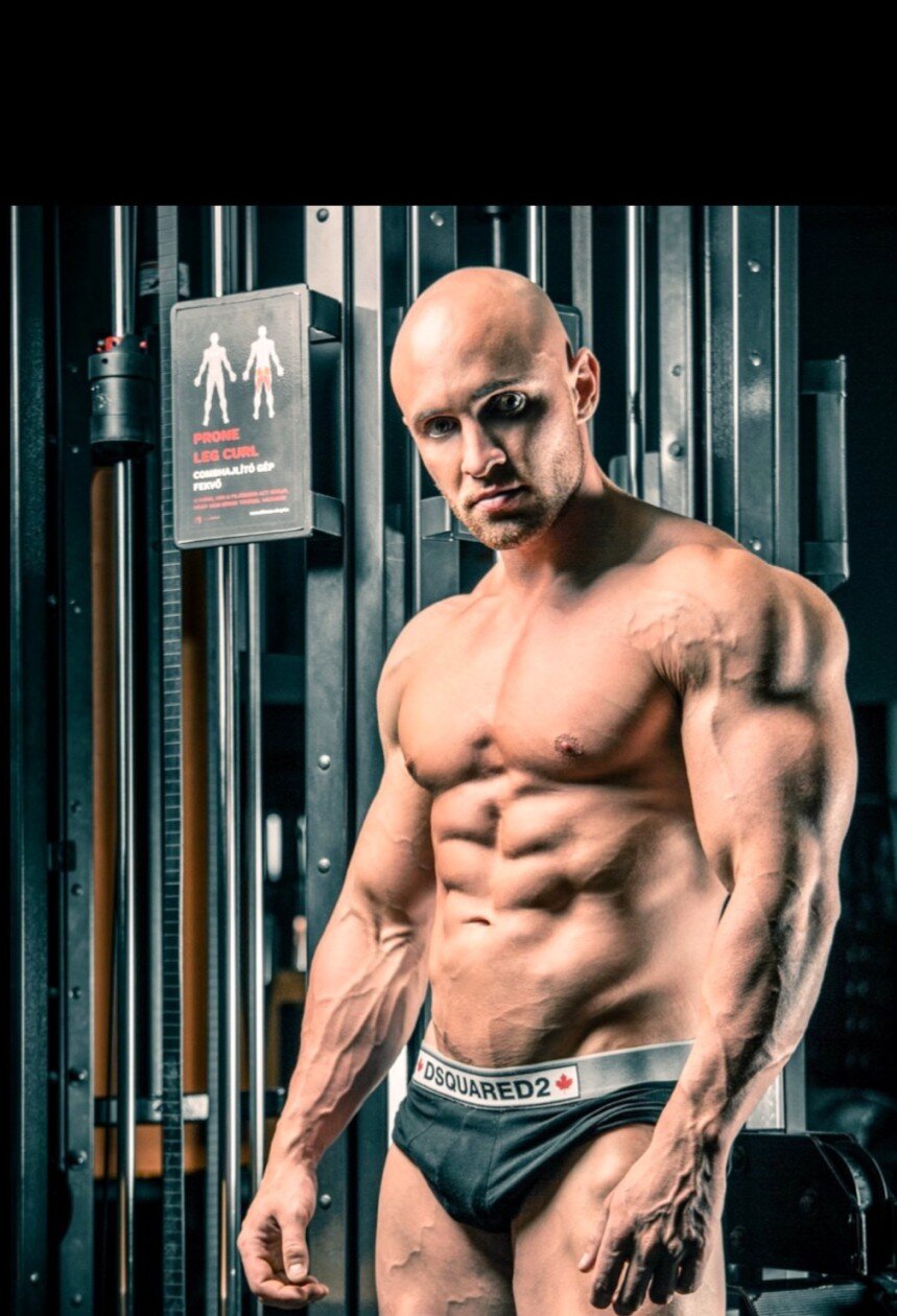 Bgdnroland (@bgdn_roland), OnlyFans creator