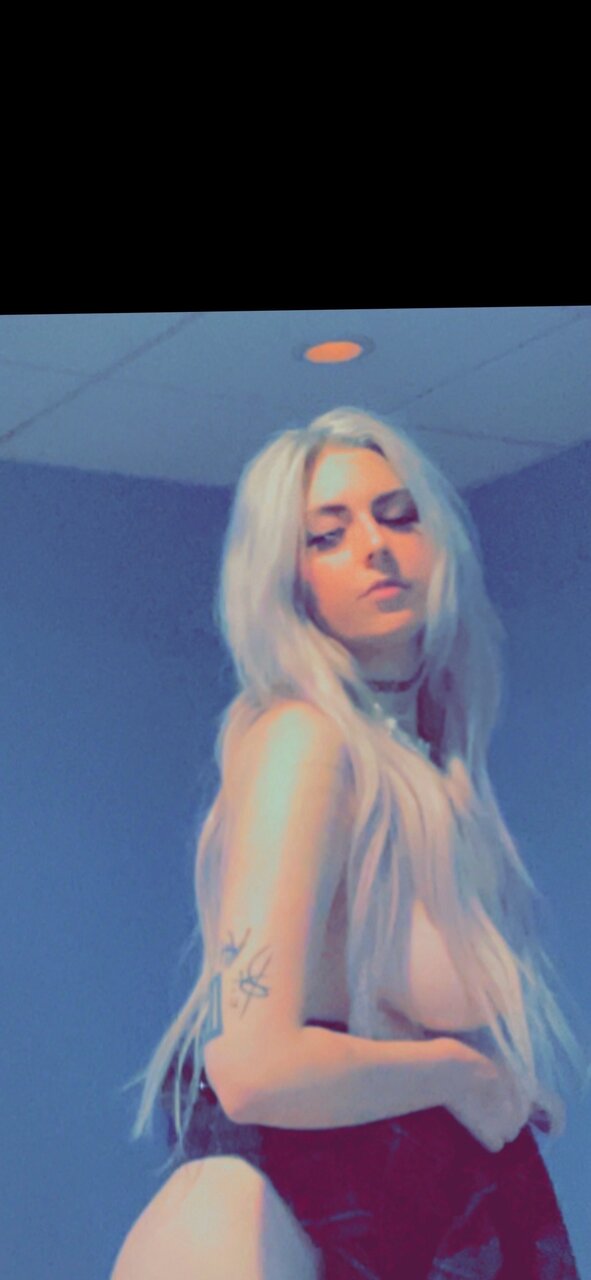 Bhadzannie (@bhadzannie), OnlyFans creator