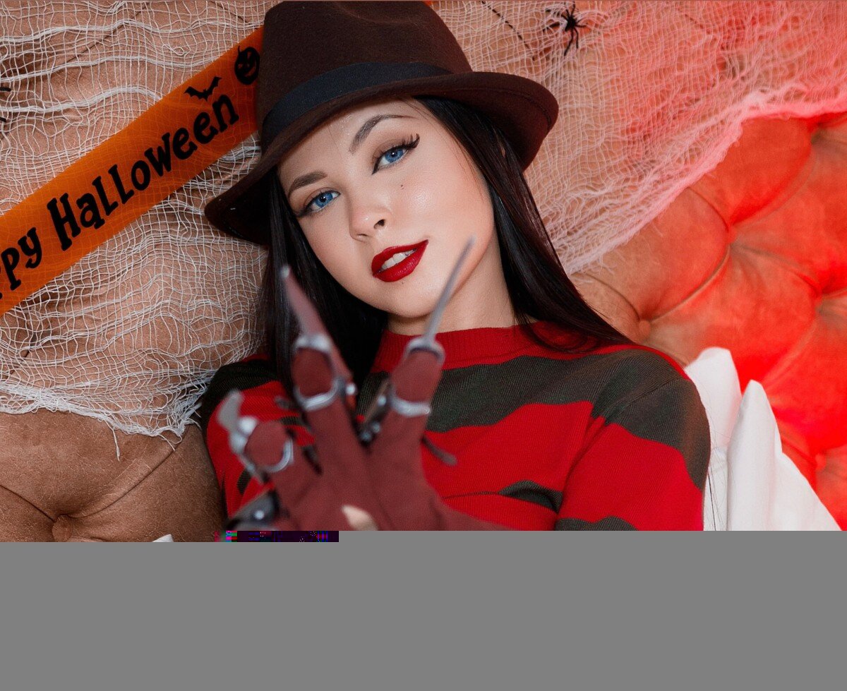 Bia (@biancakarina), OnlyFans creator