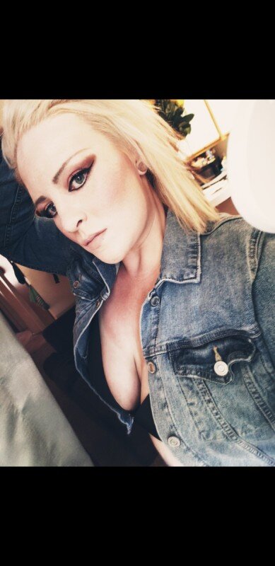 Bigbootybamber (@bigbootybamber), OnlyFans creator