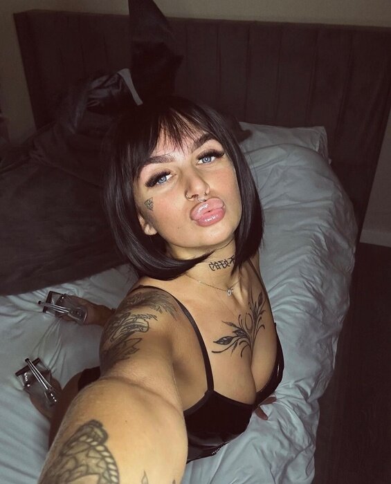 Bigbootybbyy