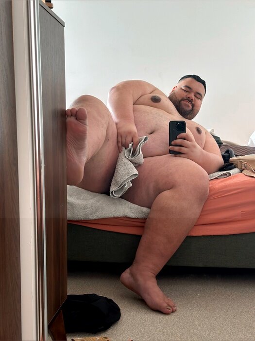 Bigboykilo (@bigboykilo), OnlyFans creator