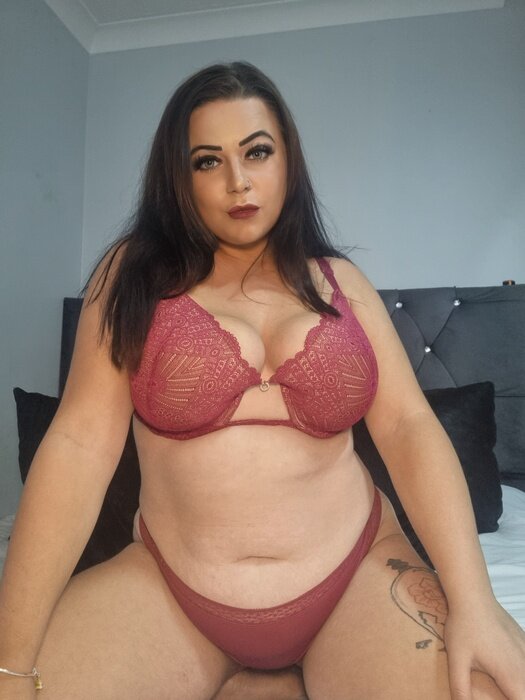 Bigbrittytitties (@bigbrittytitties), OnlyFans creator