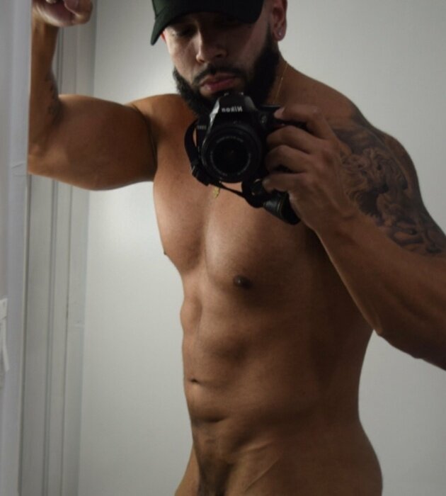 Bigbullx (@bigbullx), OnlyFans creator