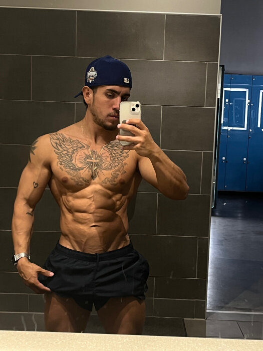 Bigdaddyrr (@bigdaddyrr), OnlyFans creator