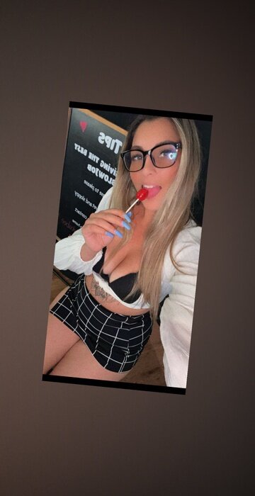 Biggbootyybabee (@biggbootyybabee), OnlyFans creator