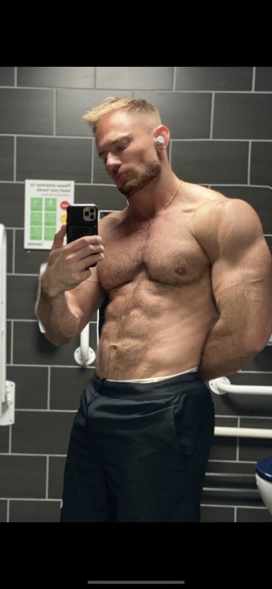 Bigvikingxxl (@bigvikingxxl), OnlyFans creator