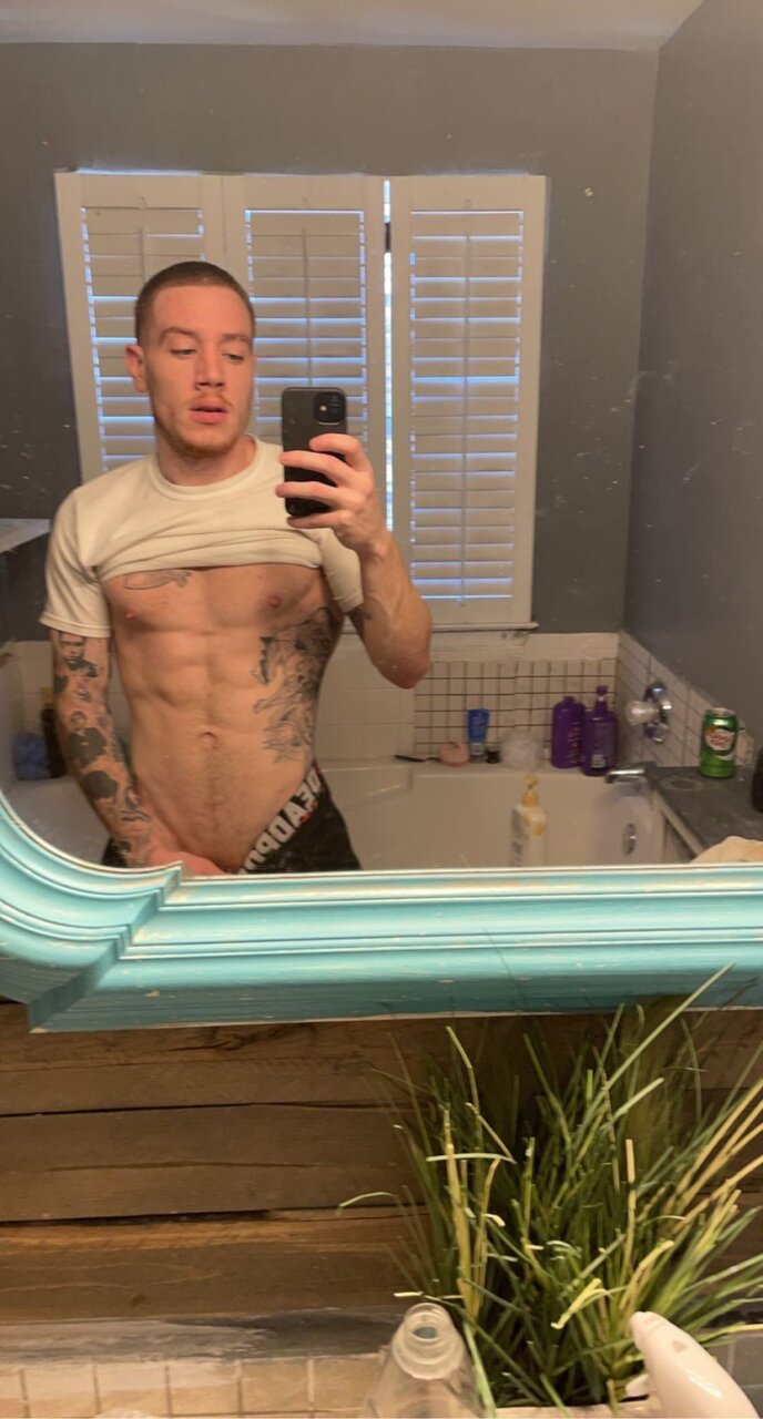 Billyredsfree (@billyredsfree), OnlyFans creator