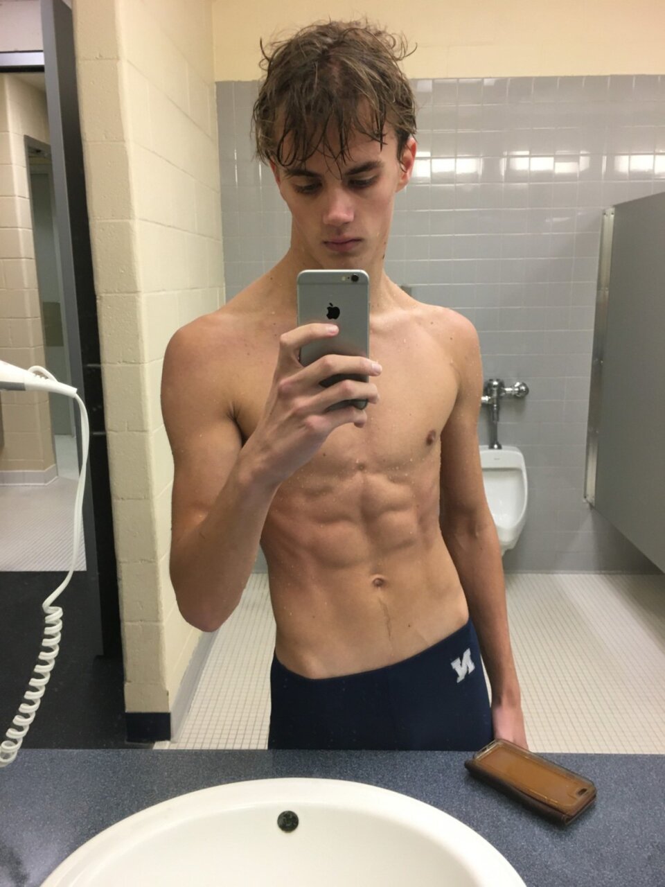 Birussian02 (@birussian02), OnlyFans creator