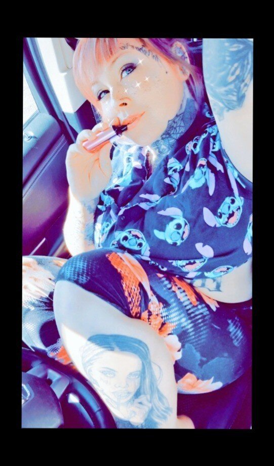 Biterbabyy (@biterbabyy), OnlyFans creator