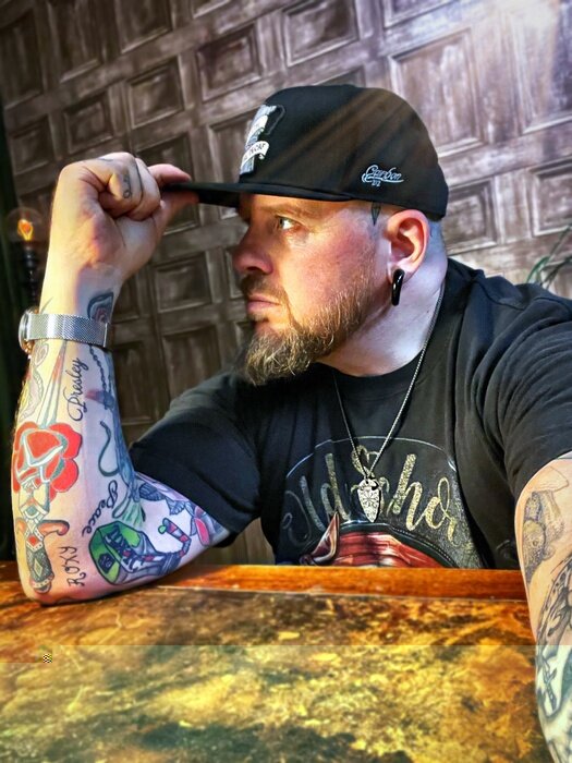Bittenbythebeast (@bittenbythebeast), OnlyFans creator