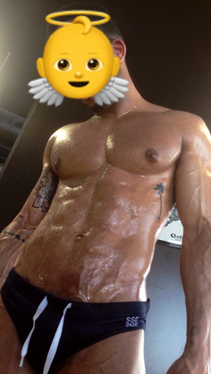 Blackliciious (@blackliciious), OnlyFans creator