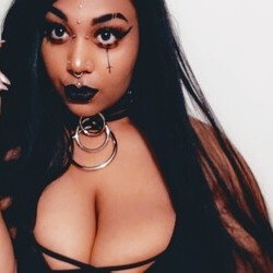 Blackxwidoww (@blackxwidoww), OnlyFans creator