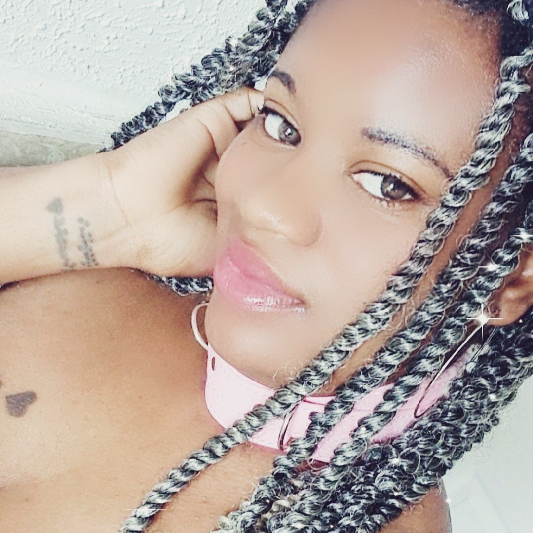 Blaquecherrie (@blaquecherrie), OnlyFans creator