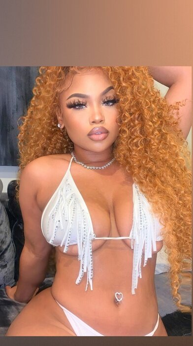 Blatalianprincess (@blatalian_princess), OnlyFans creator