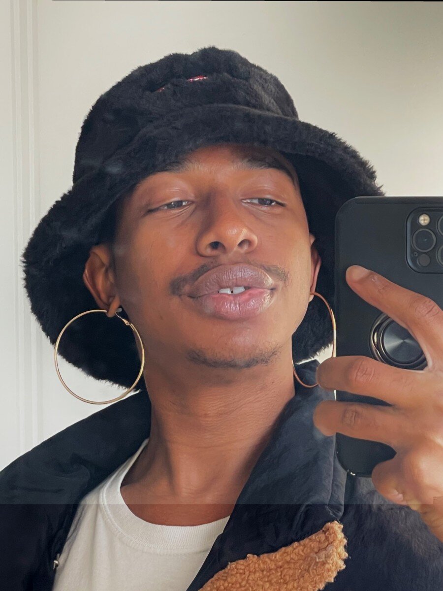 Blckbuttahfly (@blckbuttahfly), OnlyFans creator