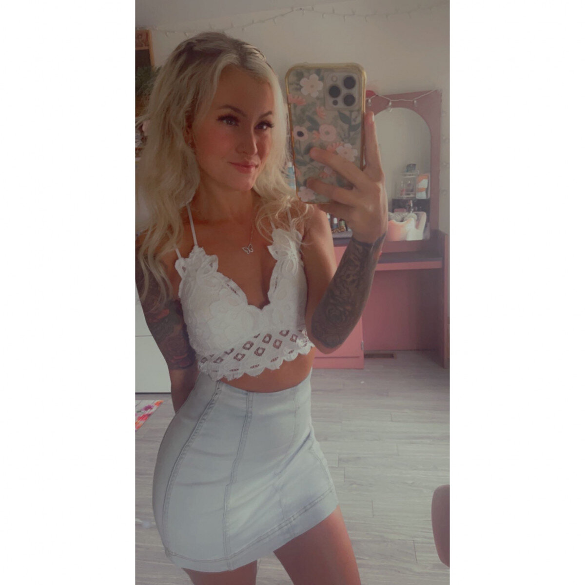 Blondebeautybowen (@blondebeautybowen), OnlyFans creator