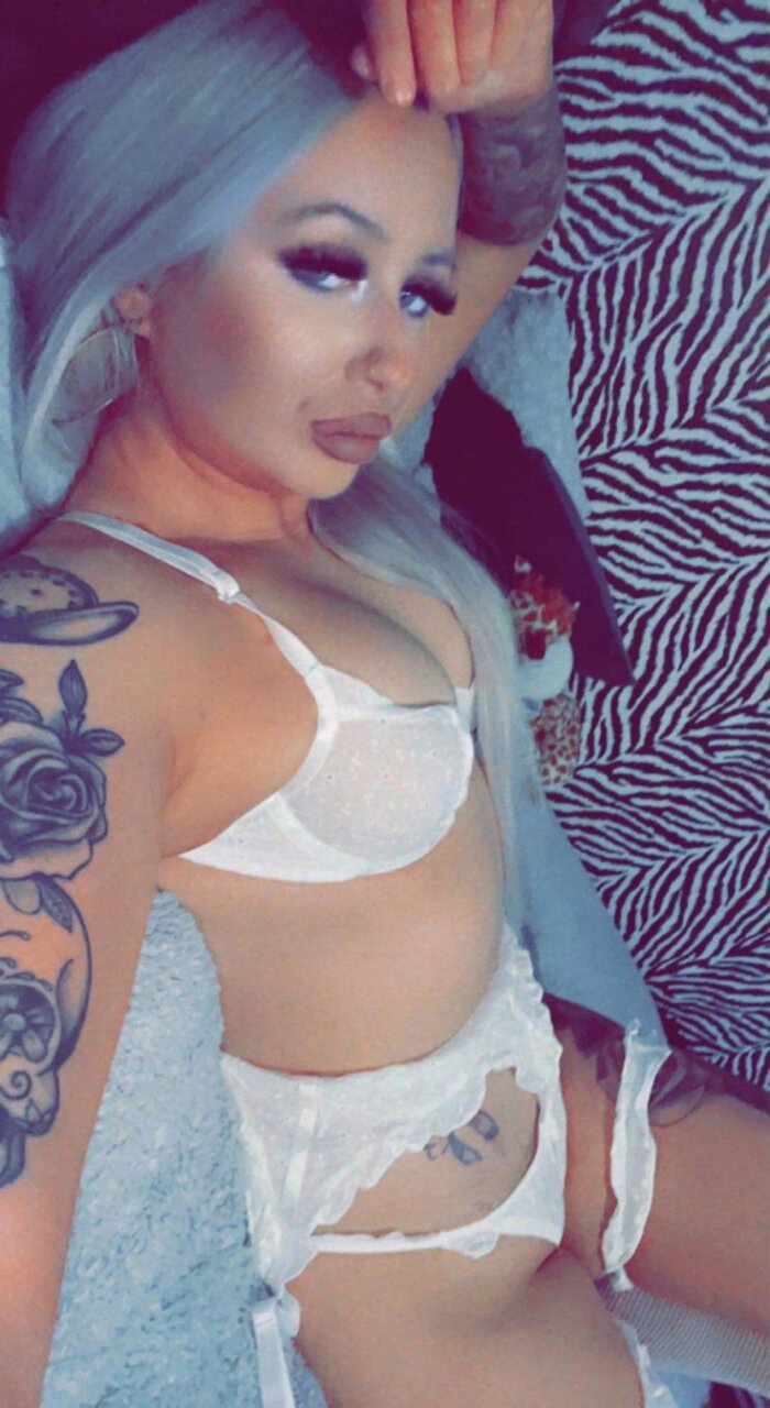 Blondescotx (@blondescotx), OnlyFans creator