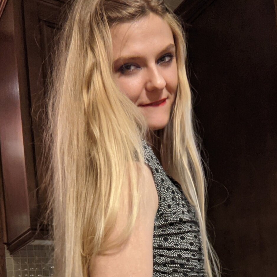 Blondie69669 (@blondie69669), OnlyFans creator