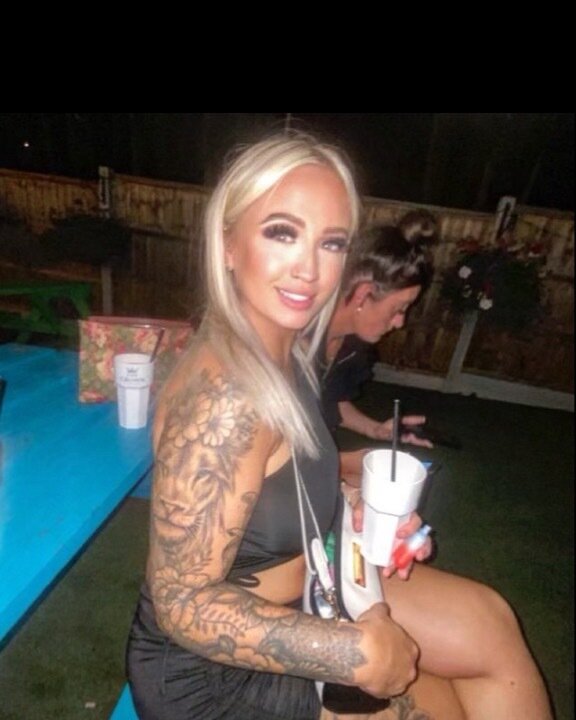 Blondieell (@blondie_ell), OnlyFans creator