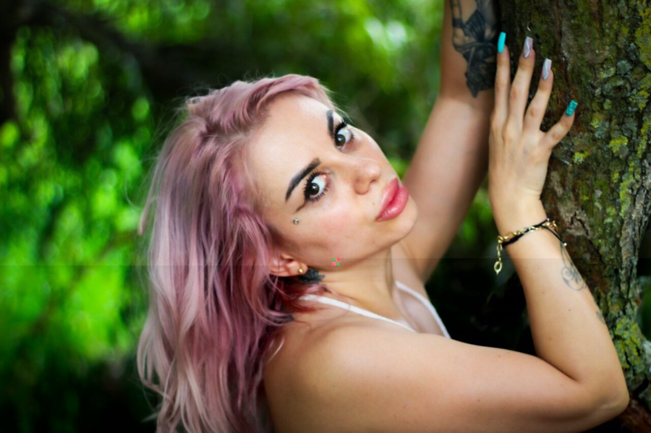 Blondsexyalice (@blondsexyalice), OnlyFans creator