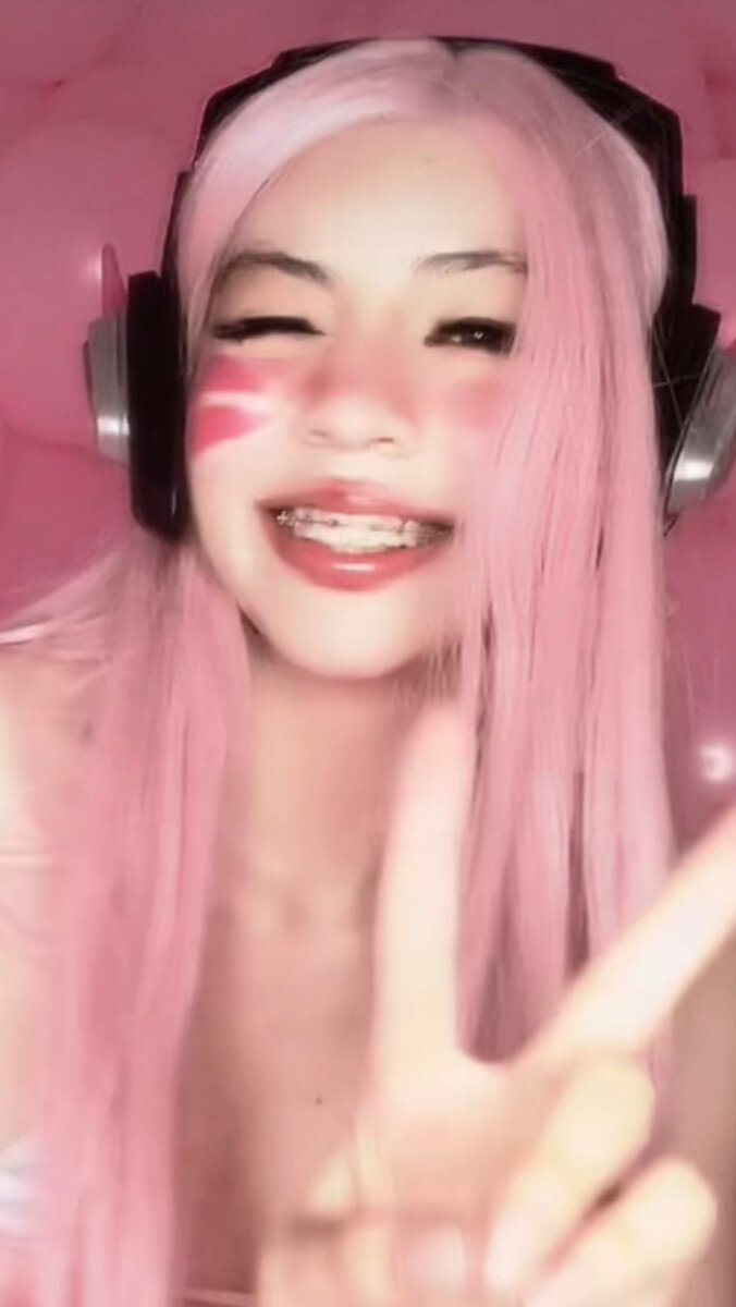 Blooll (@blooll), OnlyFans creator